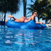 Dominique photo 16, latina, curvy, black hair, 178 cm, 83 kg, Large bust, Hong Kong