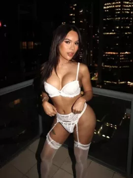 Galina photo 1, asian, average, brunette, 164 cm, 56 kg, Medium bust, Hong Kong