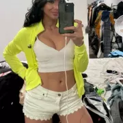 Isabela photo 40, asian, athletic, black hair, 161 cm, 63 kg, Medium bust, Hong Kong