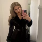 Ivette photo 2, european, average, blonde hair, 167 cm, 56 kg, Small bust, Hong Kong