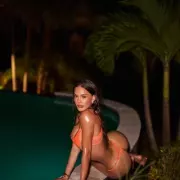 Keke photo 22, latina, average, black hair, 167 cm, 58 kg, Large bust, Hong Kong