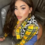 Kiera photo 56, latina, curvy, auburn hair, 152 cm, 58 kg, Large bust, Hong Kong