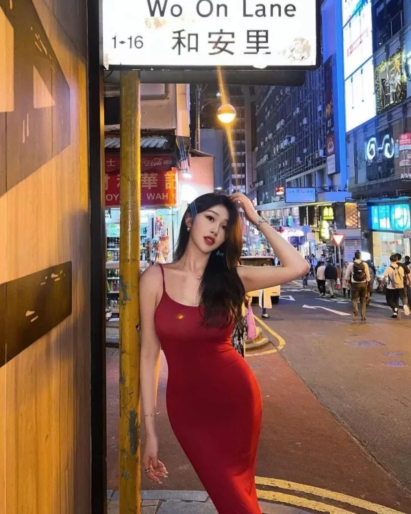 Naomi Lina photo 1, asian, athletic, brunette, 167 cm, 57 kg, Medium bust, Hong Kong